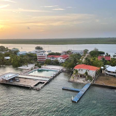 Coral View Beach Resort Utila Dış mekan fotoğraf