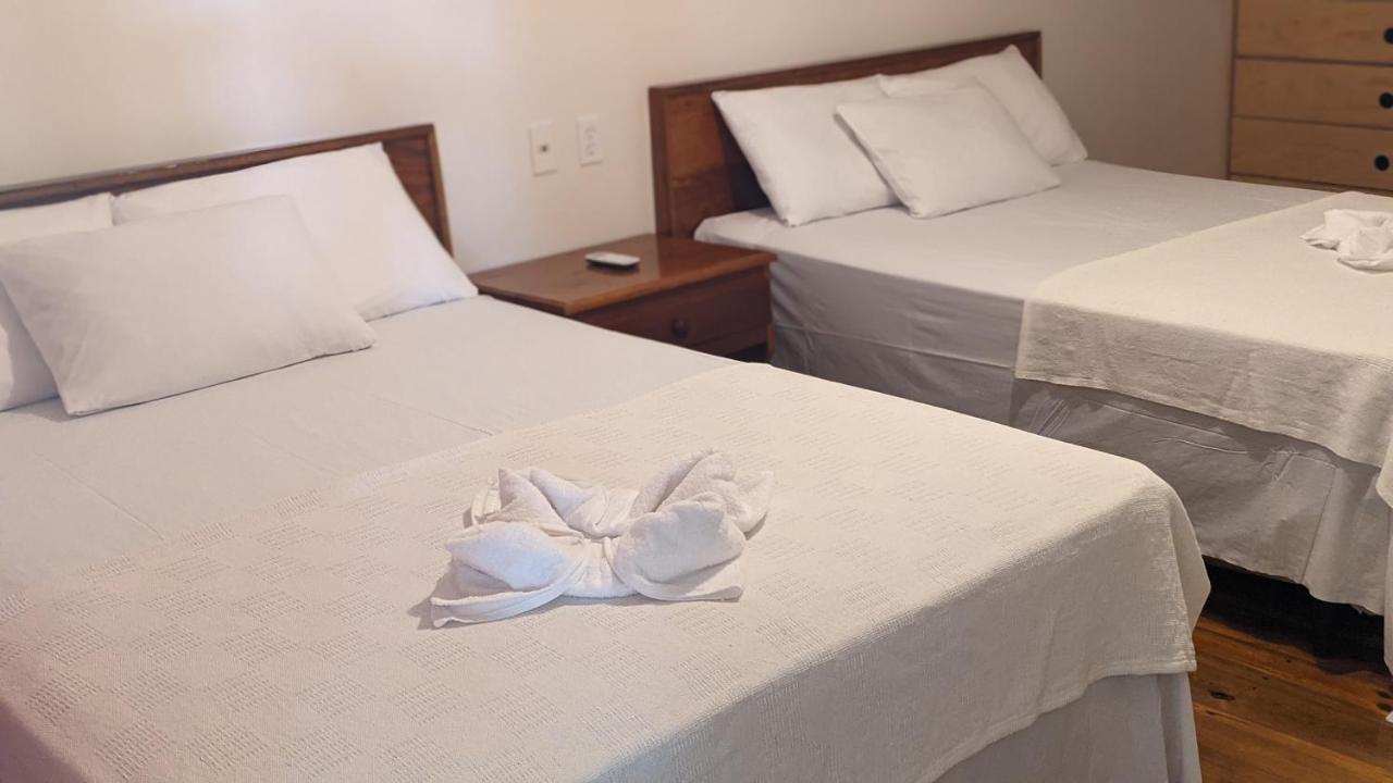 Coral View Beach Resort Utila Dış mekan fotoğraf