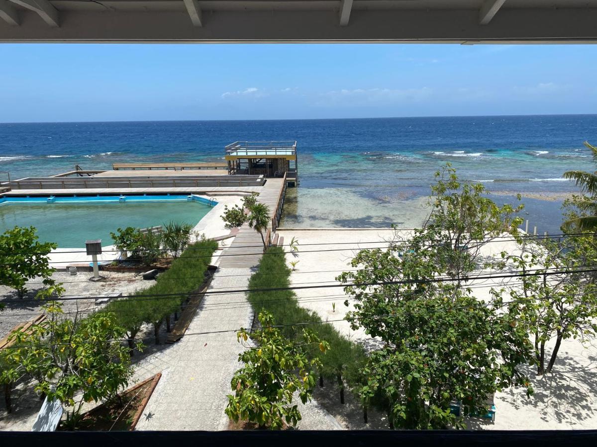 Coral View Beach Resort Utila Dış mekan fotoğraf