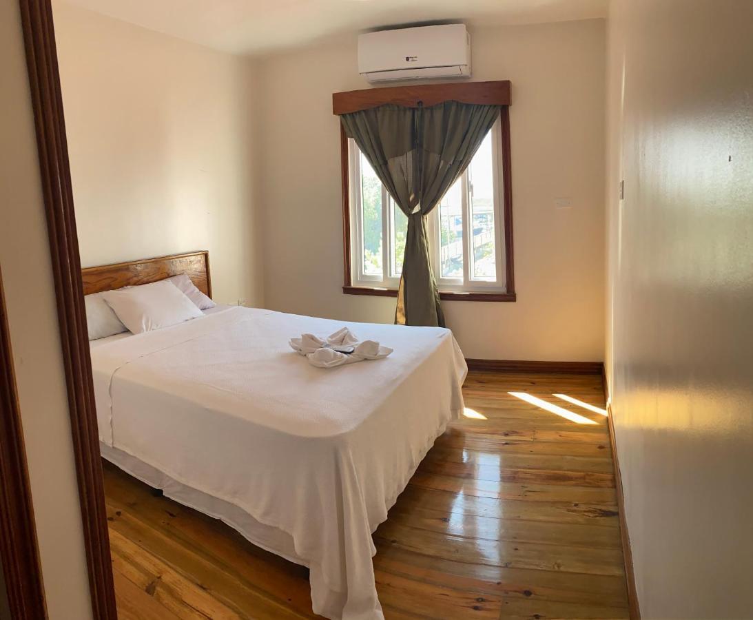 Coral View Beach Resort Utila Dış mekan fotoğraf