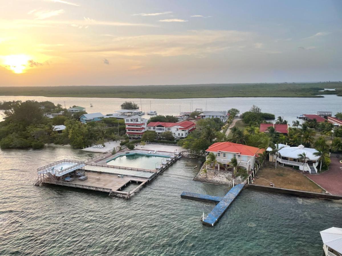 Coral View Beach Resort Utila Dış mekan fotoğraf