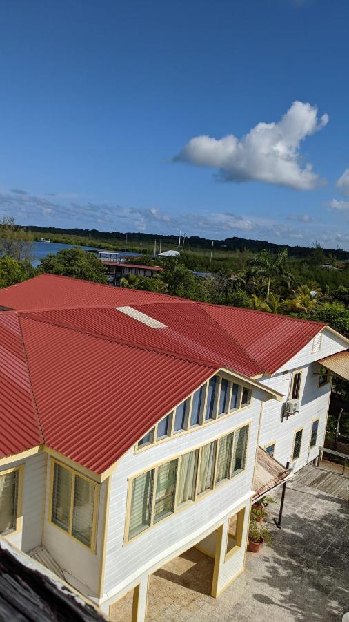 Coral View Beach Resort Utila Dış mekan fotoğraf
